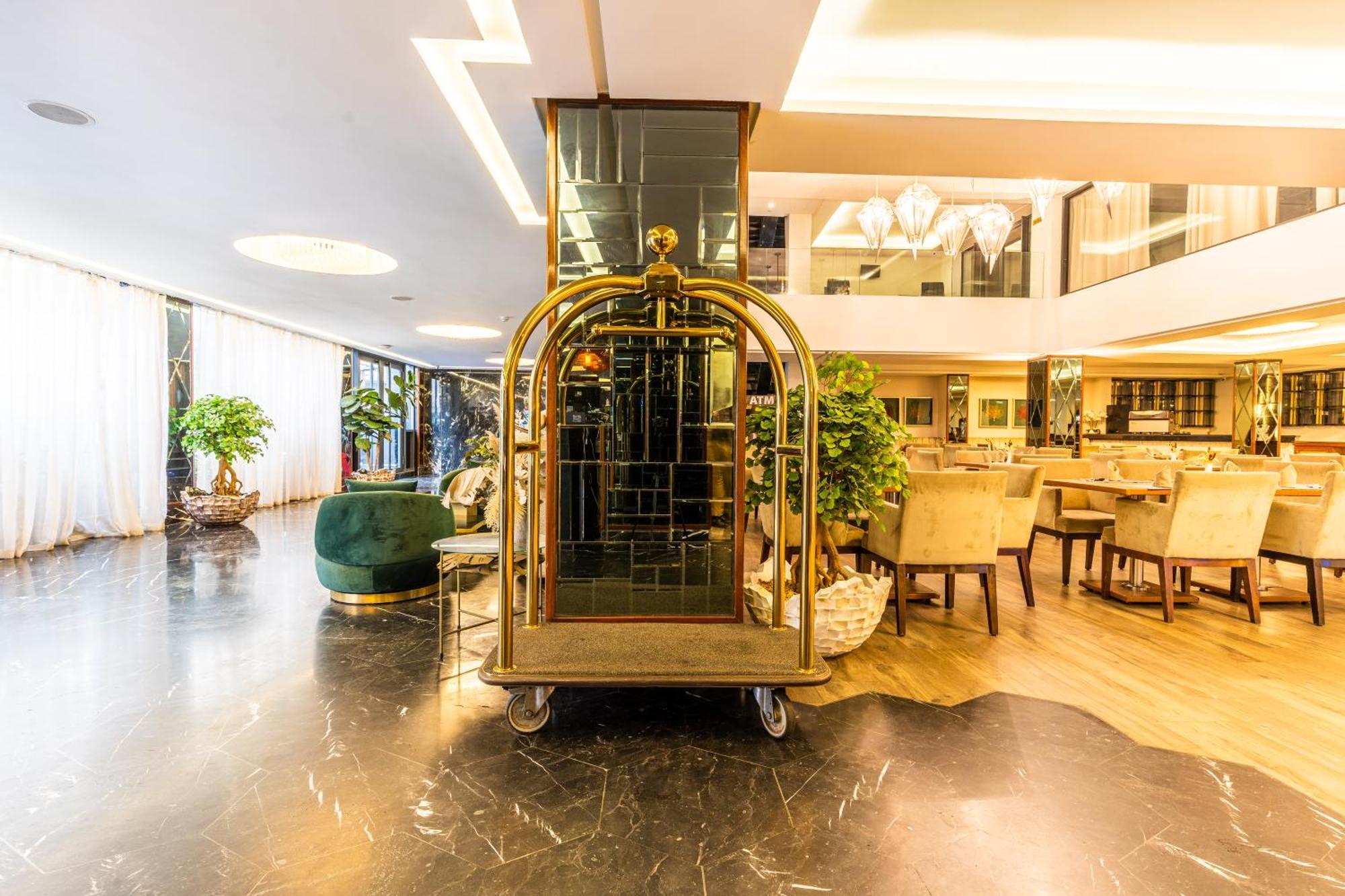 Hotel One 5*