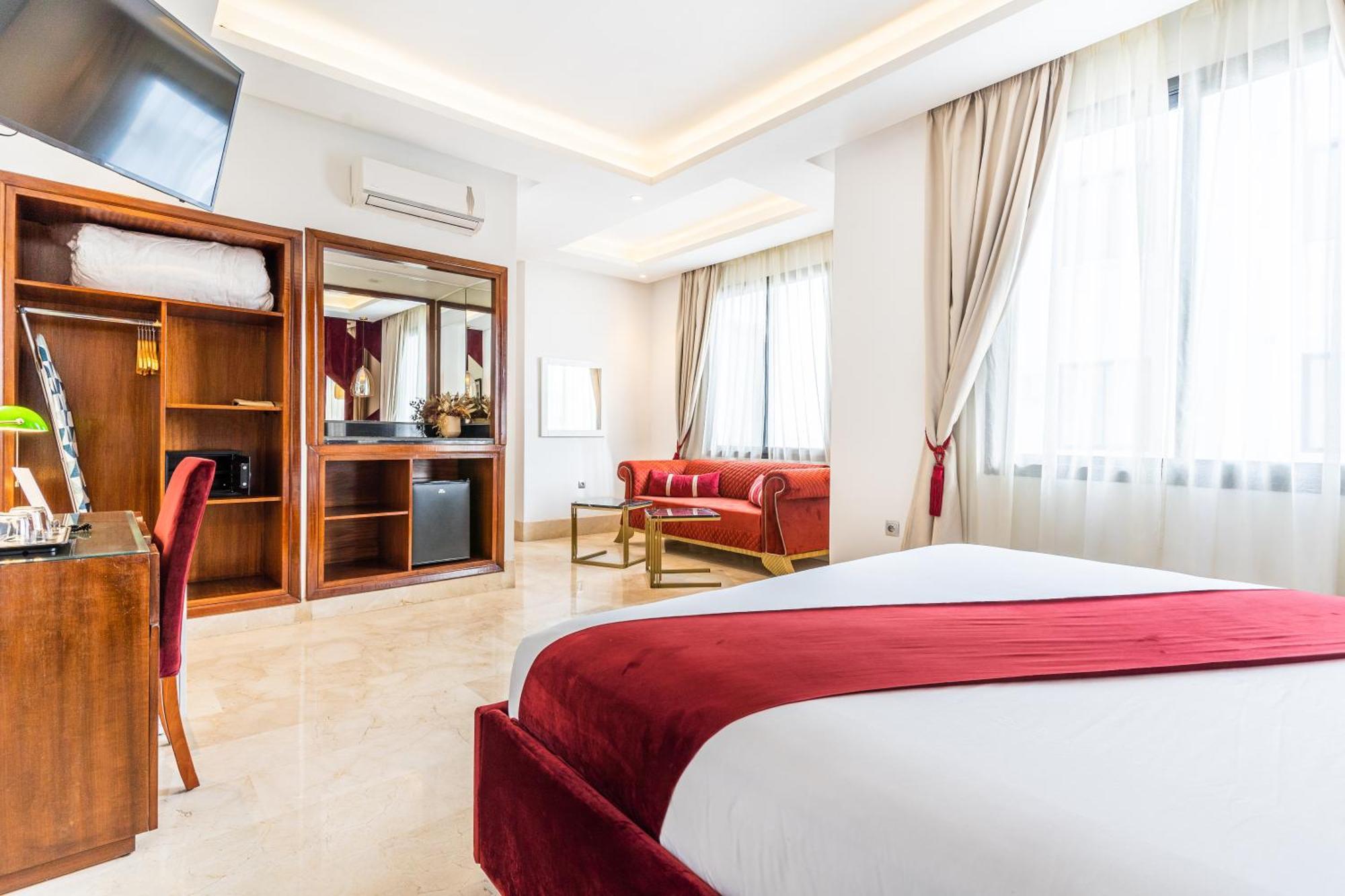 Hotel One