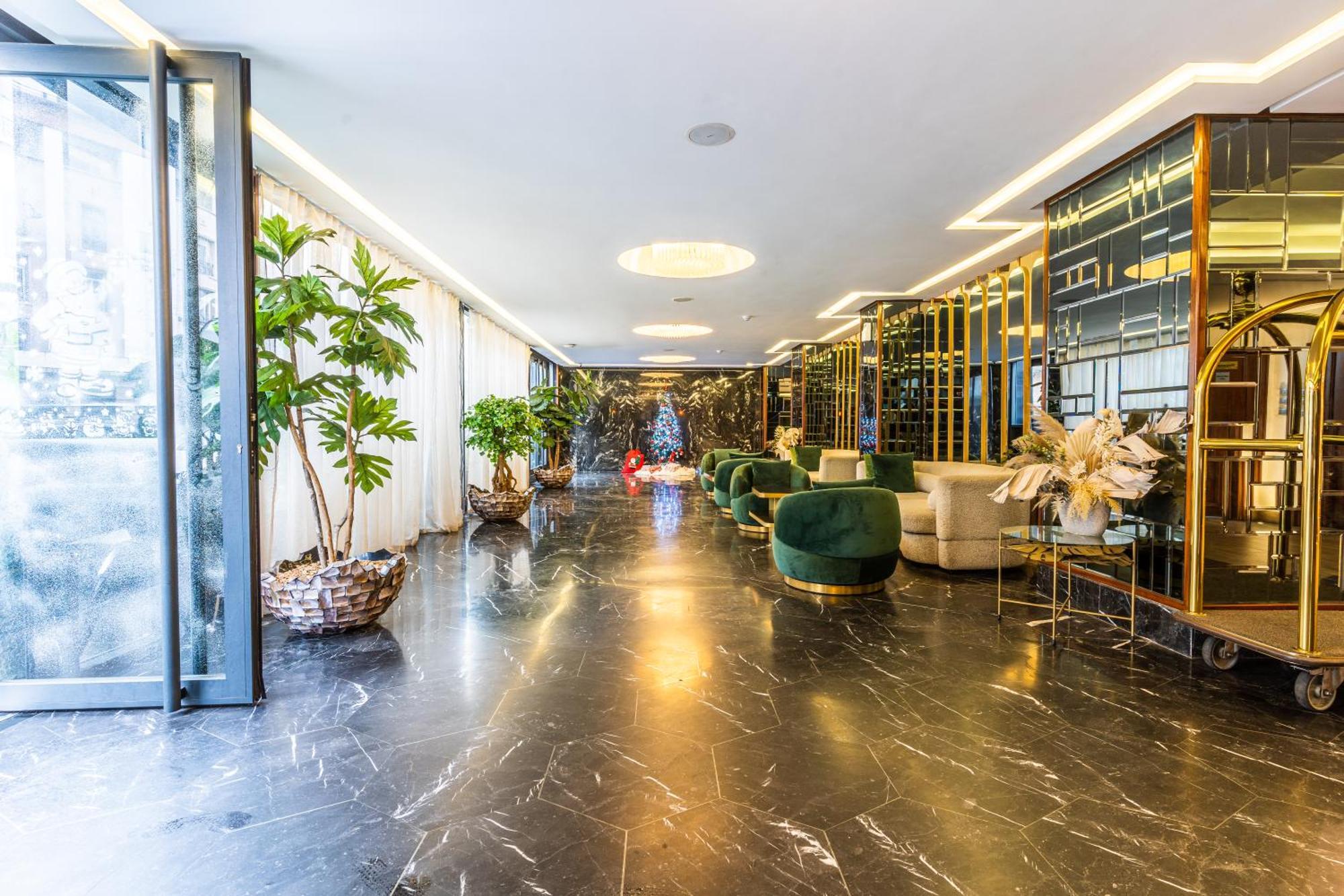 Hotel One 5*